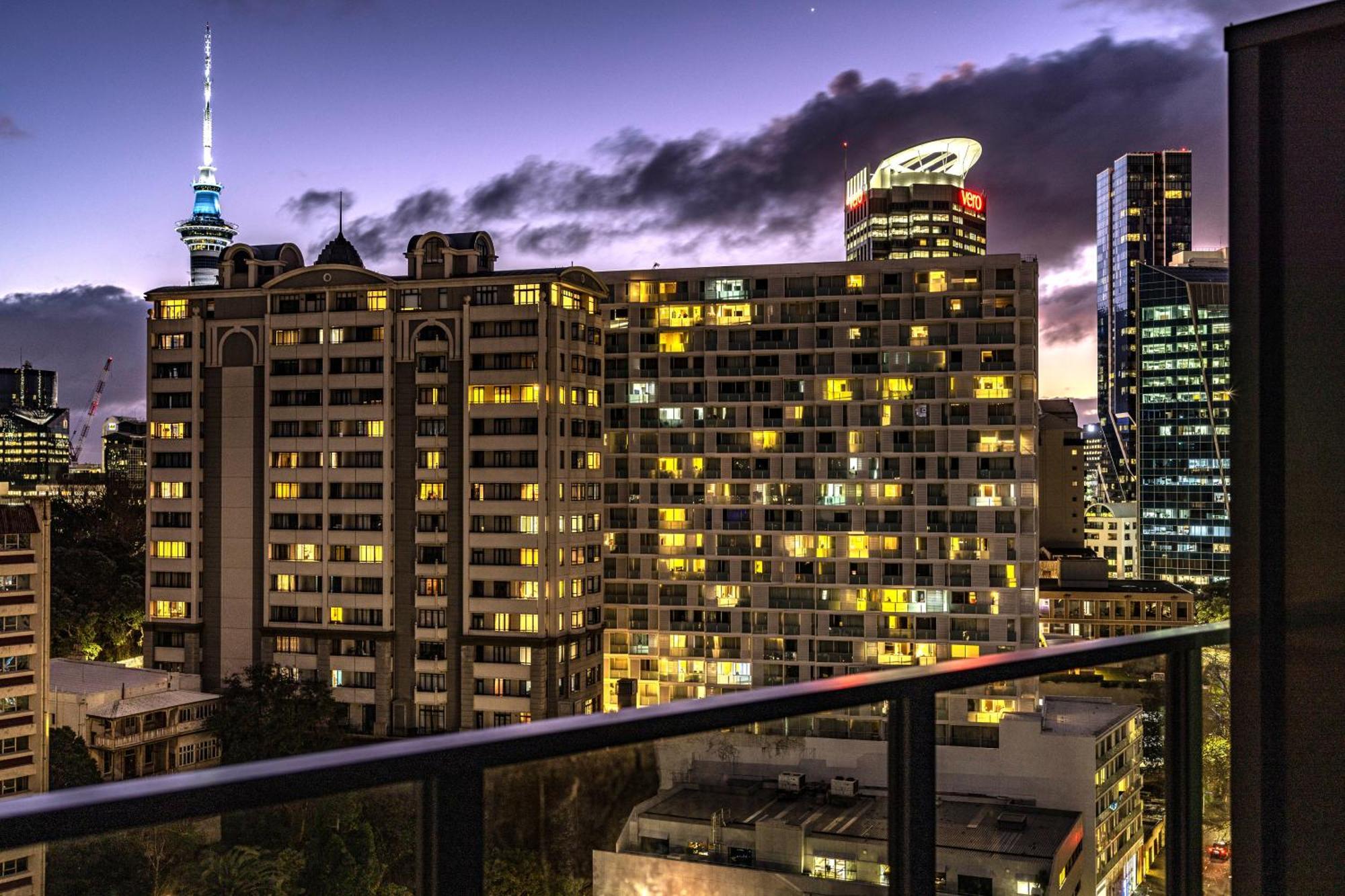 Quest On Eden Apartment Hotel Окленд Экстерьер фото