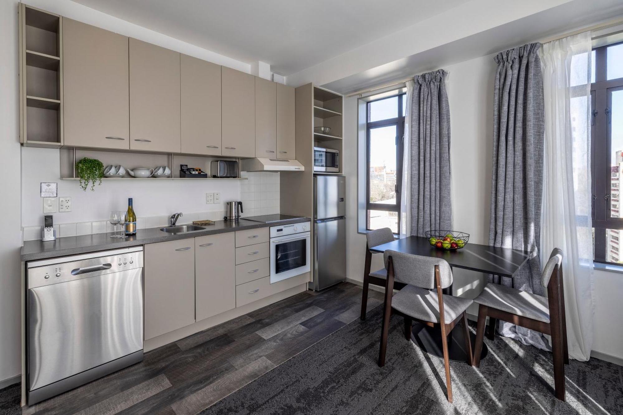 Quest On Eden Apartment Hotel Окленд Экстерьер фото