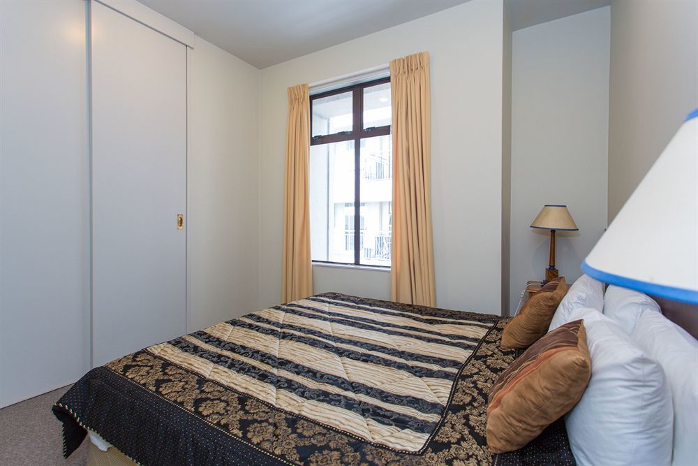 Quest On Eden Apartment Hotel Окленд Экстерьер фото